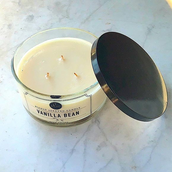 DW HOME CANDLE VANILLA BEAN 3 WICK RICHLY SCENTED NEW - Picture 2 of 5